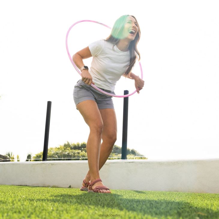 Dansko Frauen racquel Rosafarbenes Fischgrätenmuster Sandalen L6BV6069